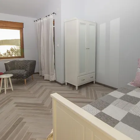 With Pool First Row To The Sea And In Front Of The Beach Villa Rogoznica (Sibenik-Knin)