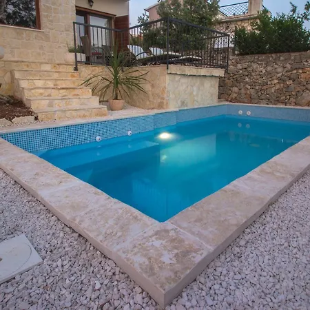 With Pool First Row To The Sea And In Front Of The Beach * Rogoznica (Sibenik-Knin)